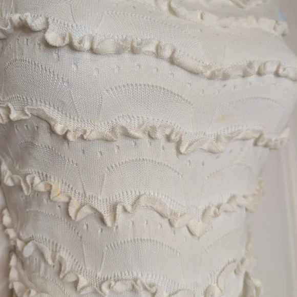 Carolina Herrera Cream Ruffle Knit Body Contouring Long Dress Size XS - Picture 9 of 9